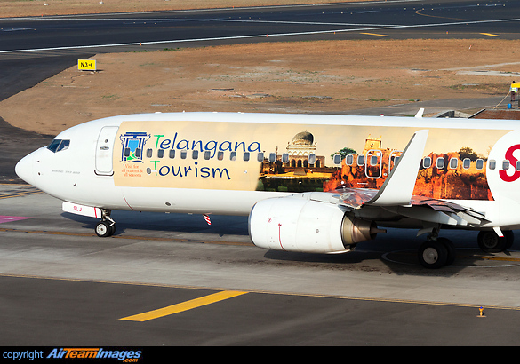 Boeing 737-8EH Boeing 737-8EH