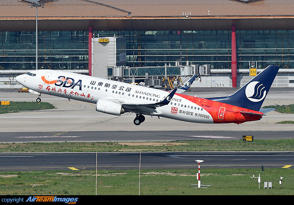 Boeing 737-89L Boeing 737-89L
