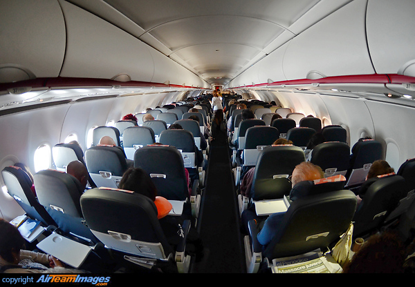 Airbus A321-211 Airbus A321-211