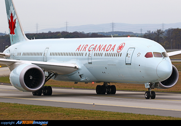 Boeing 787-9 Dreamliner Boeing 787-9 Dreamliner