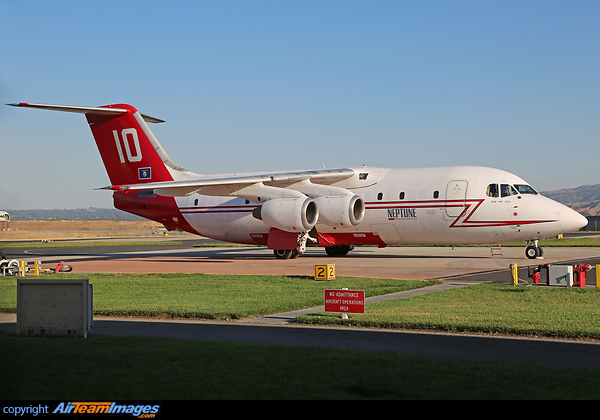 Tanker no.10 - a BAE 146 converted to fire fighting duties British Aerospace 146-200