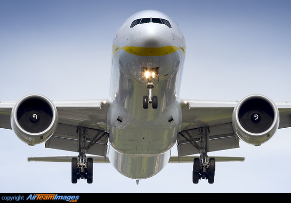 Boeing 777-35R/ER Boeing 777-35R/ER