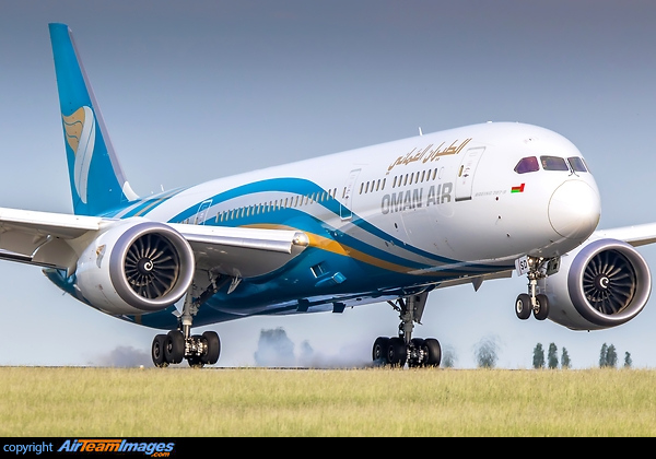 Boeing 787-9 Dreamliner Boeing 787-9 Dreamliner