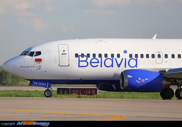 Boeing 737-524 Boeing 737-524