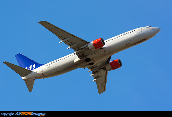 Boeing 737-883 Boeing 737-883