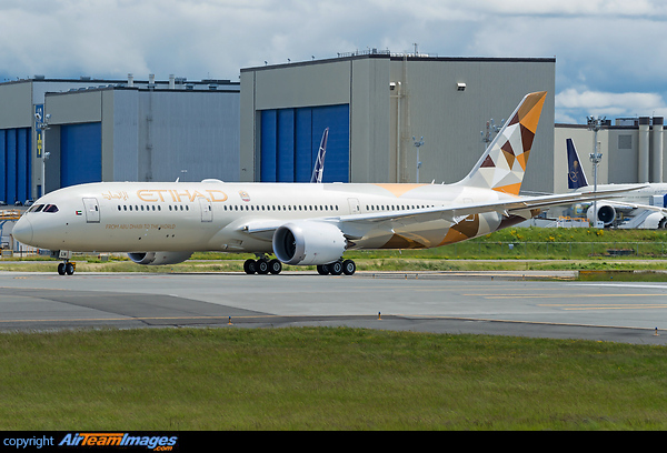 Boeing 787-9 Dreamliner Boeing 787-9 Dreamliner