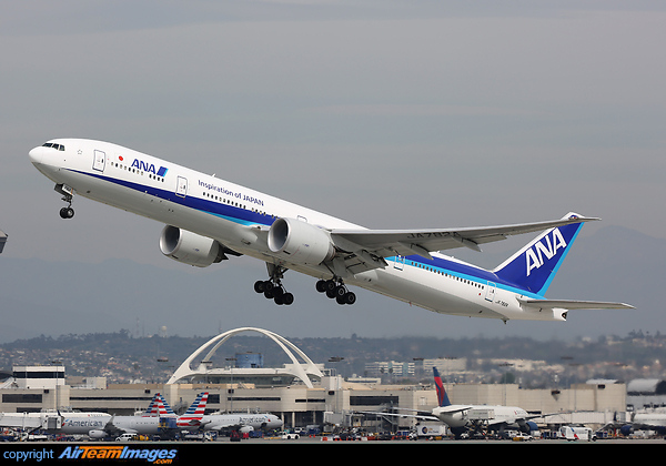 Boeing 777-381/ER Boeing 777-381/ER
