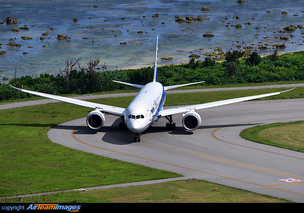 Boeing 787-8 Dreamliner Boeing 787-8 Dreamliner