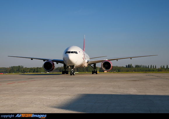 Boeing 777-2H6/ER Boeing 777-2H6/ER