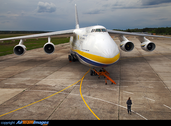 Antonov An-124-100M-150 Ruslan Antonov An-124-100M-150 Ruslan