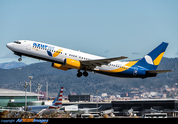 Boeing 737-8Q8 Boeing 737-8Q8