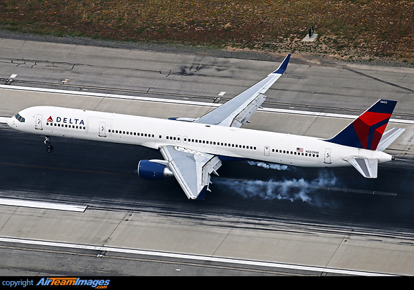 Boeing 757-351 Boeing 757-351