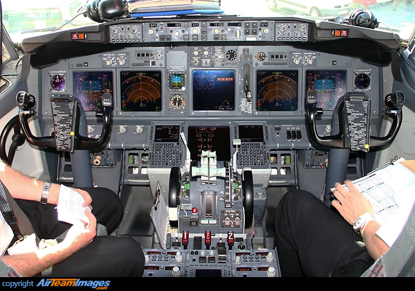 Boeing 737-8AS Boeing 737-8AS