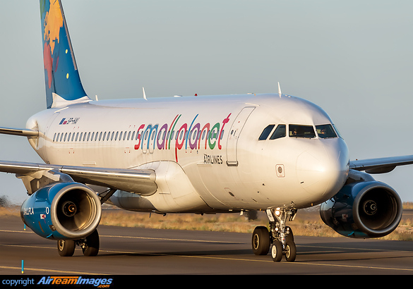 Airbus A320-233 Airbus A320-233