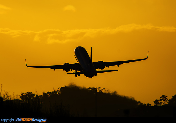 Boeing 737-85P Boeing 737-85P