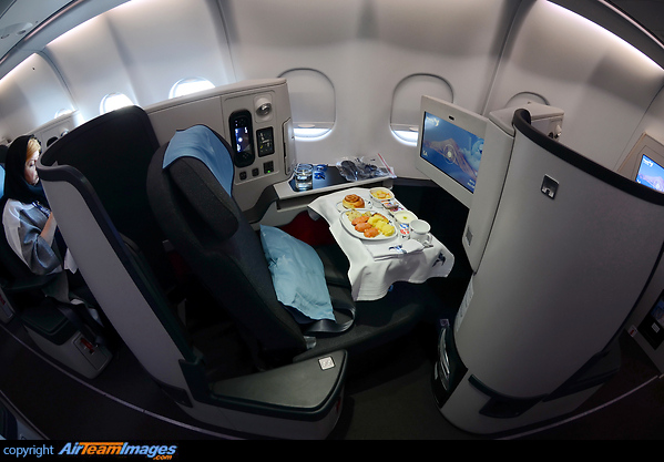 Business Class Airbus A330-243