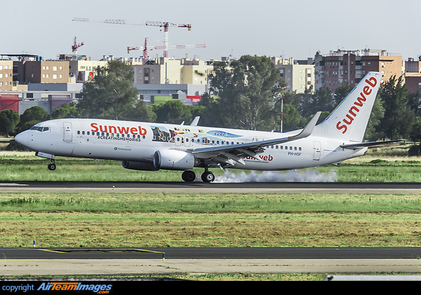 Boeing 737-8K2 Boeing 737-8K2