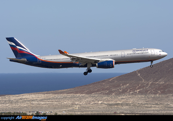 Airbus A330-343 Airbus A330-343