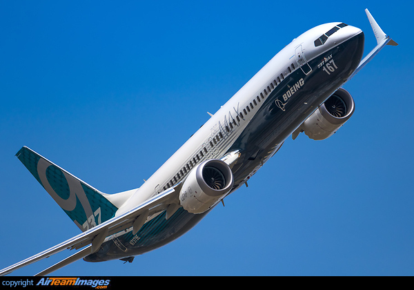 Boeing 737-9 MAX Boeing 737-9 MAX
