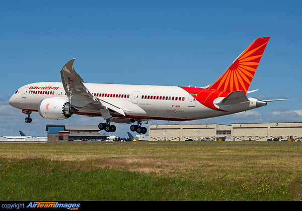 Air India's latest dreamliner landing from first flight Boeing 787-8 Dreamliner