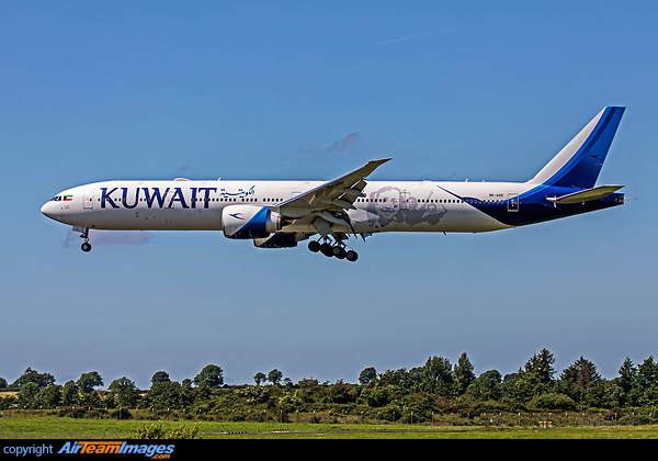 Boeing 777-369/ER Boeing 777-369/ER