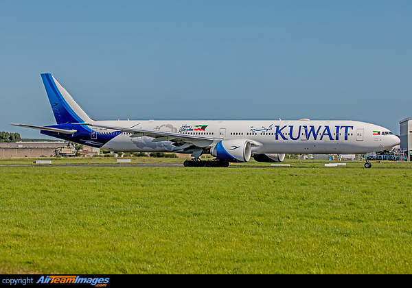 Boeing 777-369/ER Boeing 777-369/ER