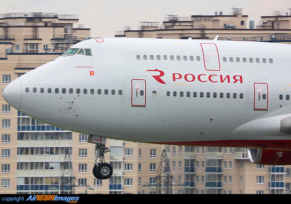 Boeing 747-446 Boeing 747-446
