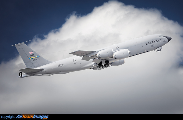 Boeing KC-135R Stratotanker Boeing KC-135R Stratotanker