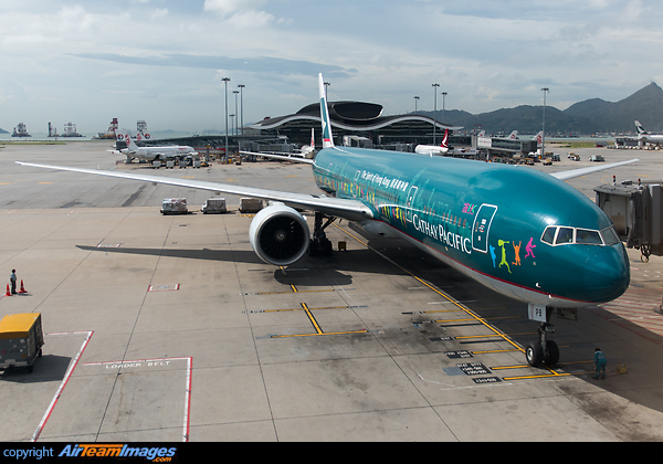 Boeing 777-367/ER Boeing 777-367/ER