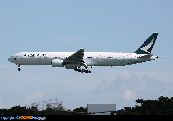 Boeing 777-367 Boeing 777-367