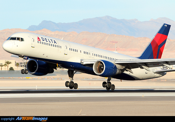 Boeing 757-232 Boeing 757-232