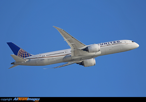 Boeing 787-9 Dreamliner Boeing 787-9 Dreamliner