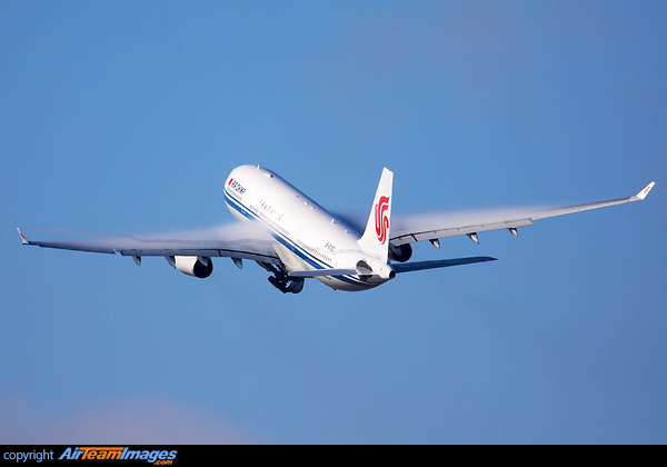 Airbus A330-243 Airbus A330-243