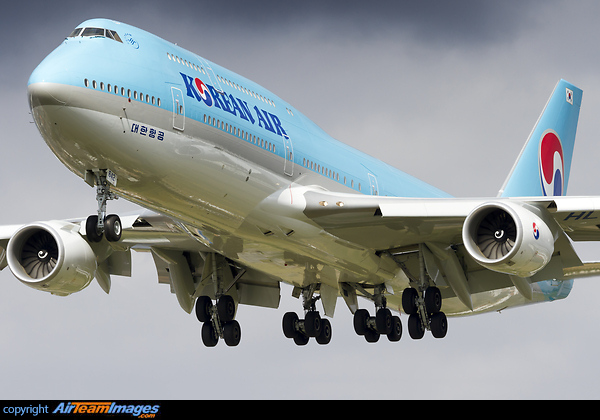 Boeing 747-8B5 Boeing 747-8B5