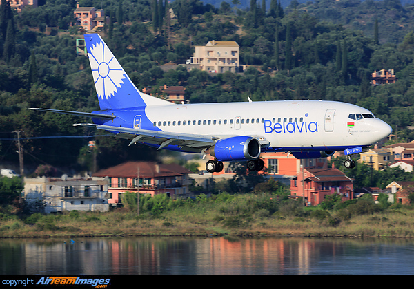 Boeing 737-524 Boeing 737-524