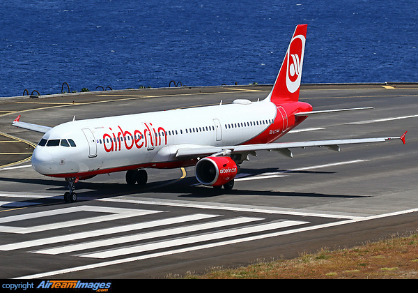 Airbus A321-211 Airbus A321-211