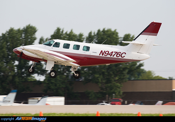 Cessna T303 Crusader Cessna T303 Crusader