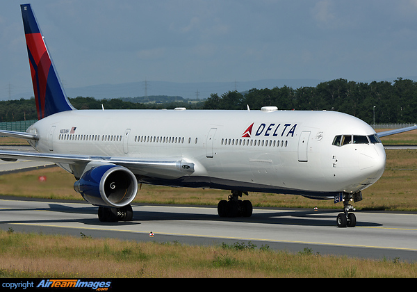 Boeing 767-432/ER Boeing 767-432/ER