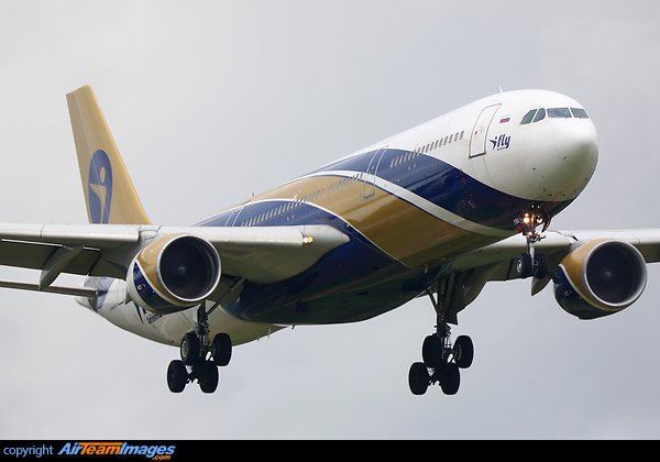 Airbus A330-322 Airbus A330-322