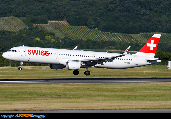 Airbus A321-212 Airbus A321-212