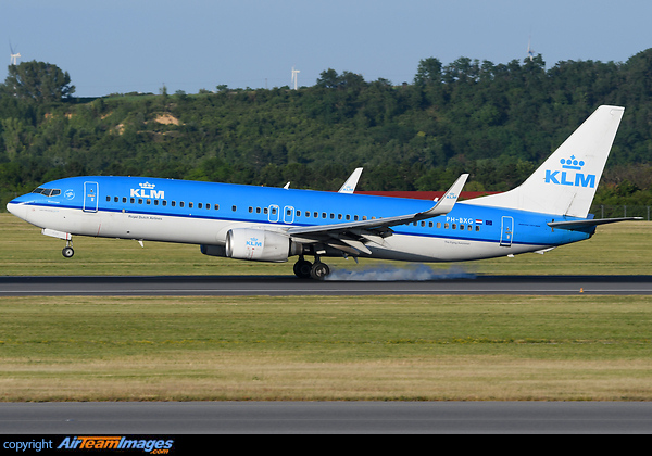 Boeing 737-8K2 Boeing 737-8K2