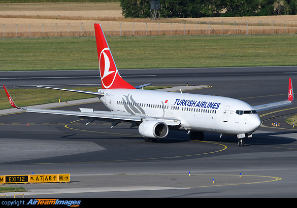 Boeing 737-8F2 Boeing 737-8F2