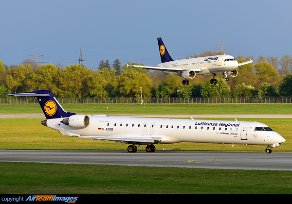 Bombardier CRJ-900LR Bombardier CRJ-900LR