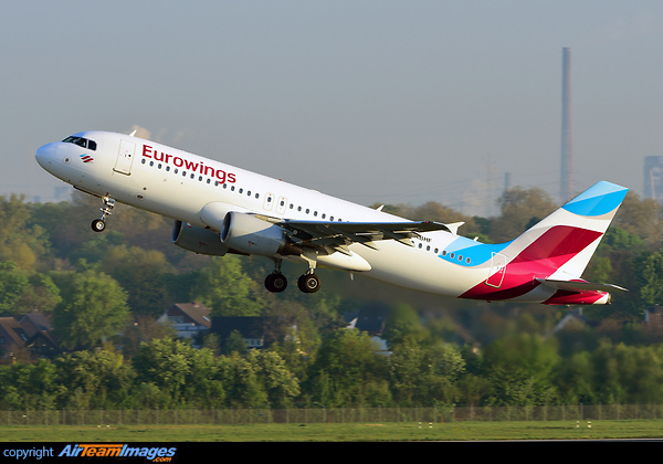 Airbus A320-214 Airbus A320-214