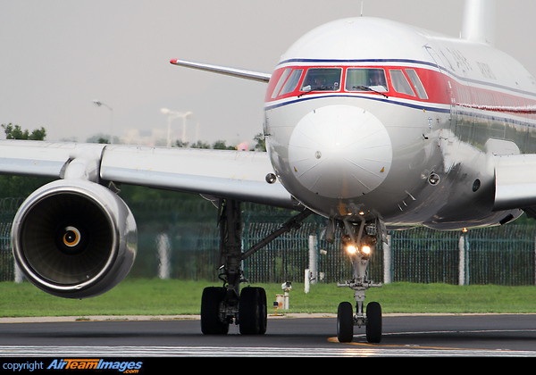Tupolev Tu-204-300