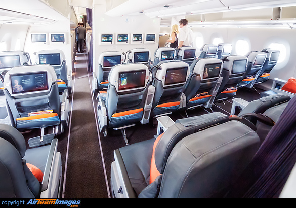 Premium Economy Class Airbus A350-941