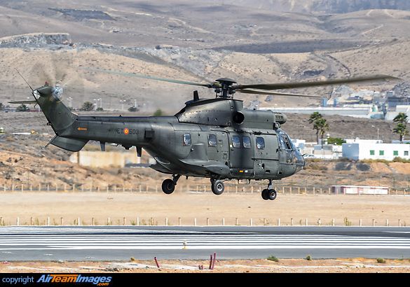 Aerospatiale AS-332 Super Puma Aerospatiale AS-332 Super Puma