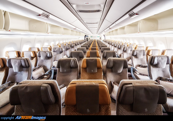 Economy Class Airbus A350-941