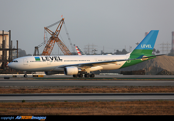 Airbus A330-202 Airbus A330-202