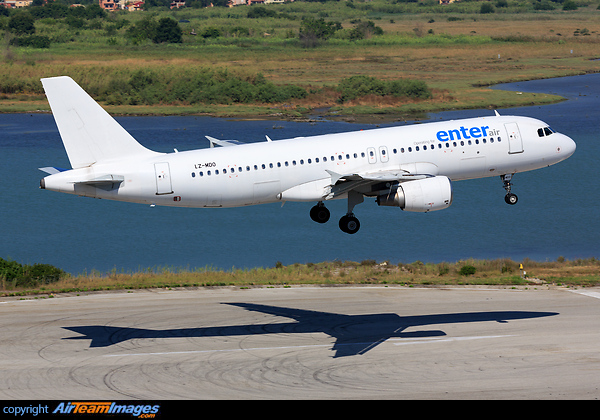 Airbus A320-214 Airbus A320-214